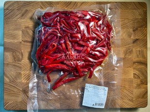 Ведро Ржаные гренки с семгой и сыром: Кальмар кольца со вкусом Том Ям