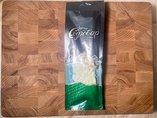 Снеки к пиву: Сыр 60 гр ГОРНЫЙ СЫРОВАР (Бочонок)