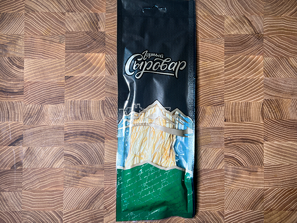 Сыр 60 гр ГОРНЫЙ СЫРОВАР (Паутинка копчёная) в Краснознаменске